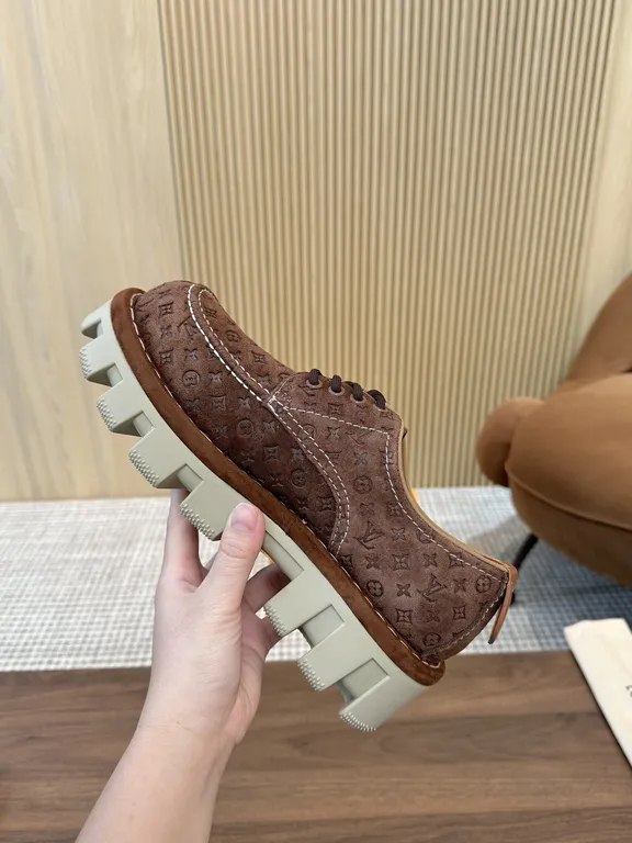 Louis Vuitton Shoe 